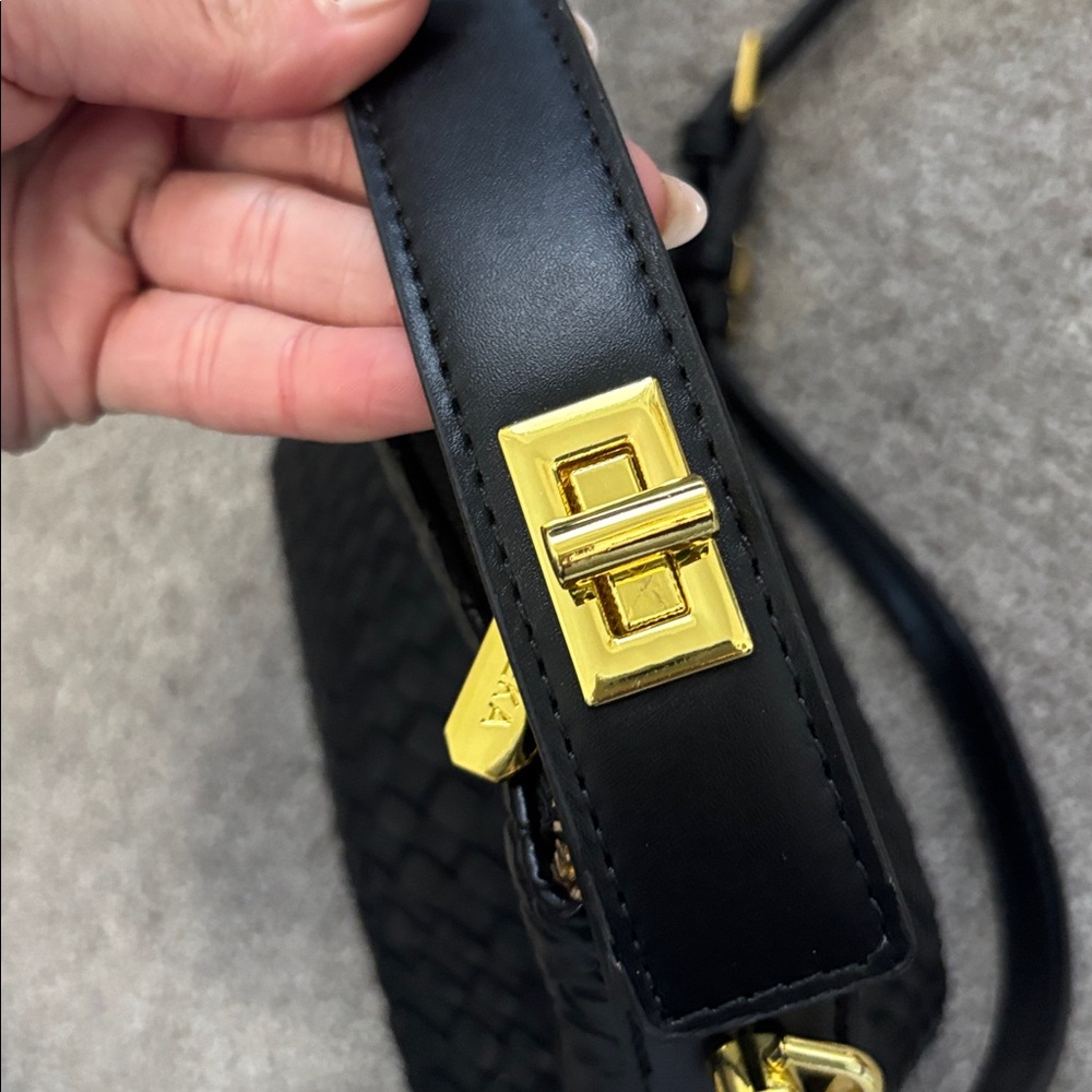 Black Woven Leather Bag - Picture 2 of 5